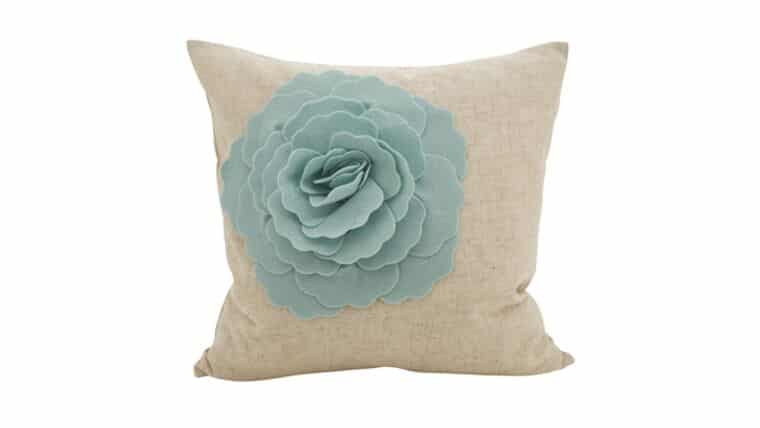 2097 – Felt Flower Pillow – Poly Filled | Rental
